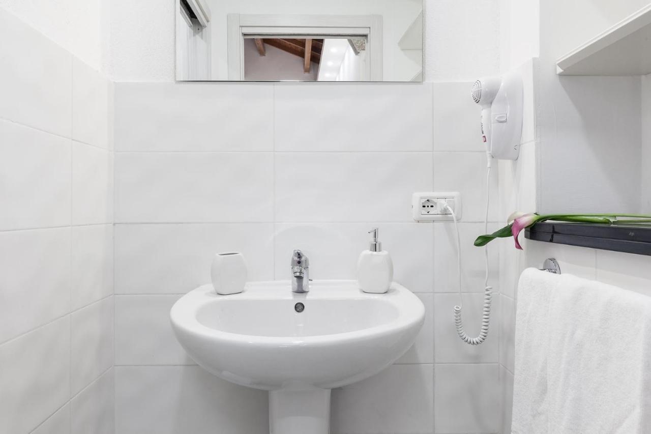San Giacomo Rooms Cagliari Zewnętrze zdjęcie