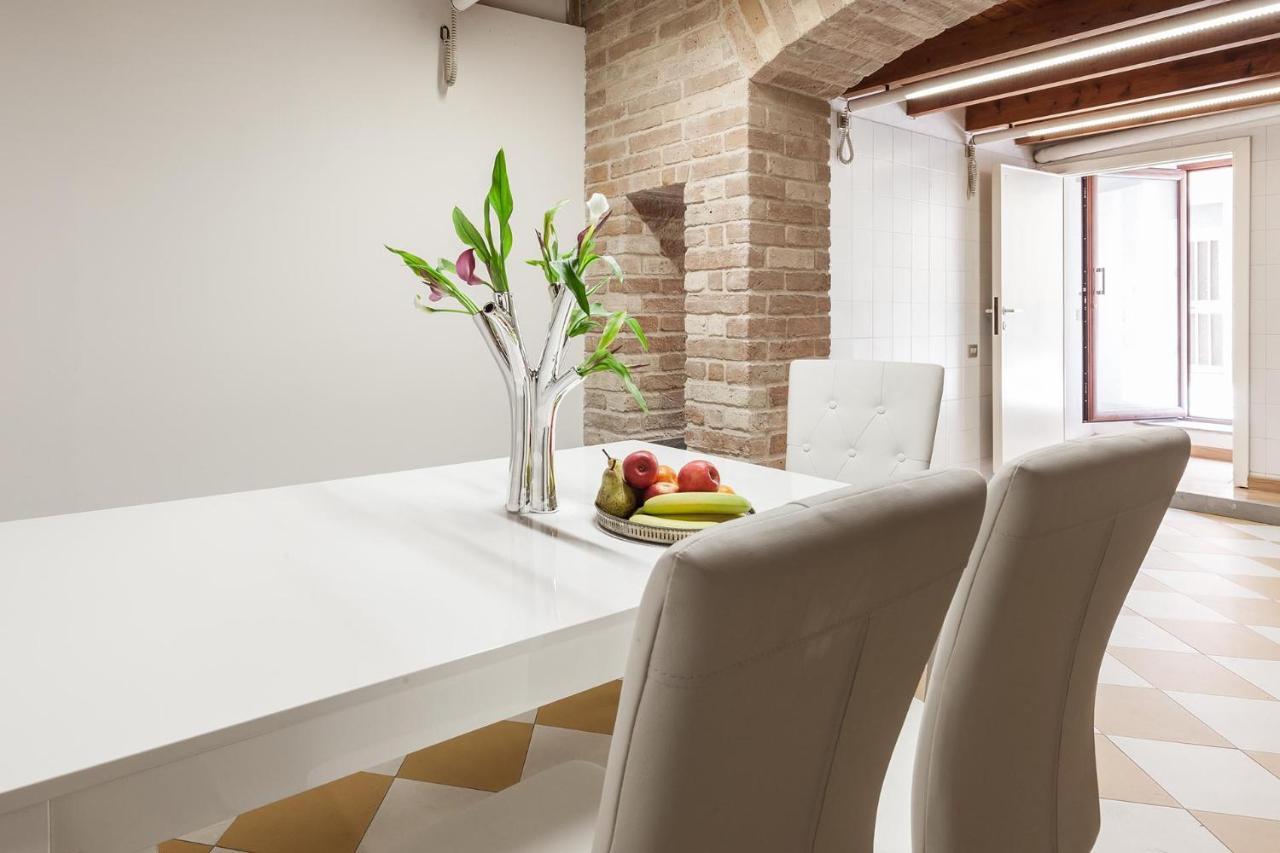 San Giacomo Rooms Cagliari Zewnętrze zdjęcie
